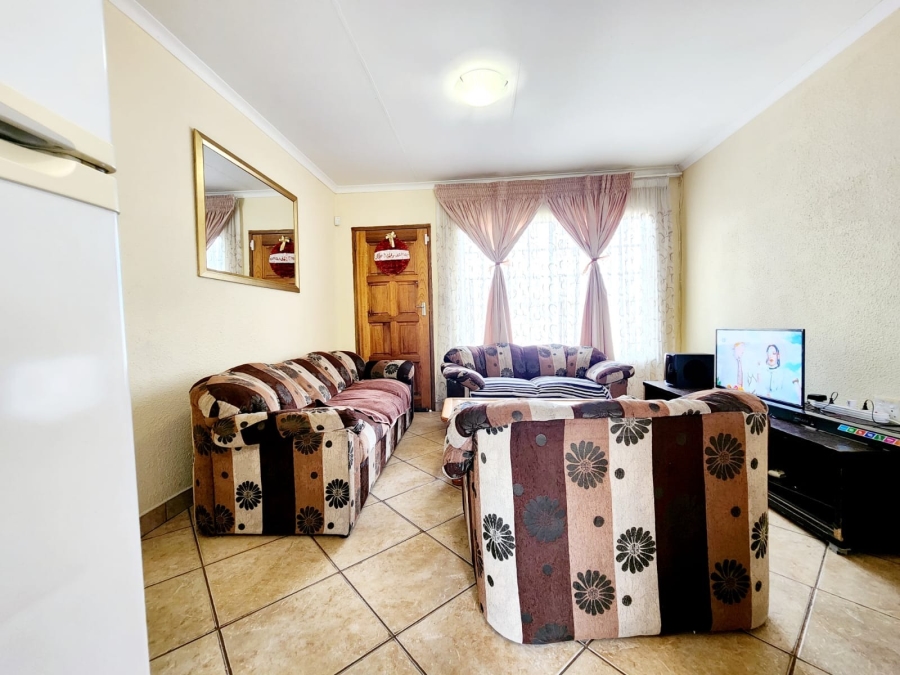 3 Bedroom Property for Sale in Geelhoutpark North West